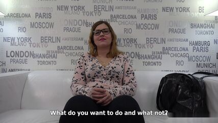 Chubby Nude Girls Sing