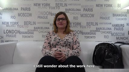 Chubby Nude Girls Sing